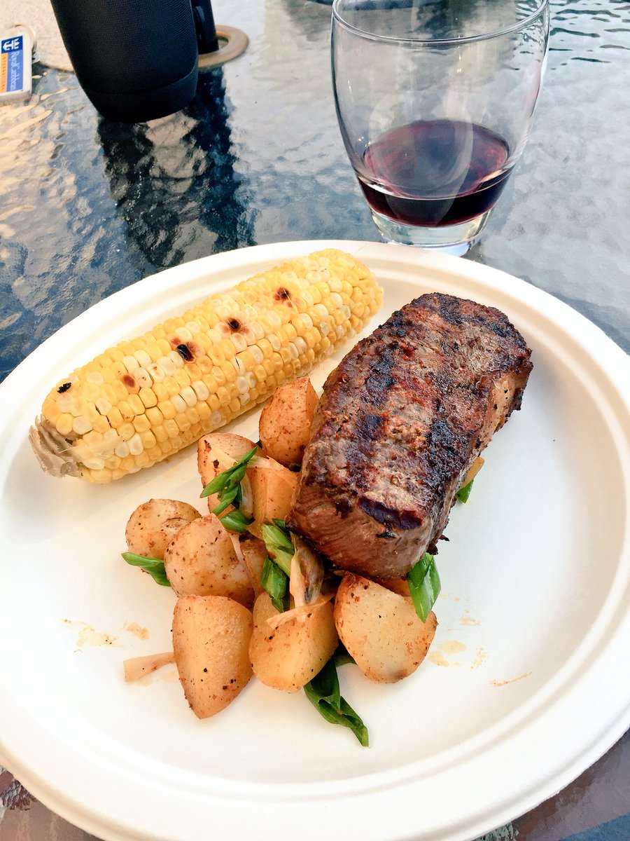 Brenda Hutch tweet media