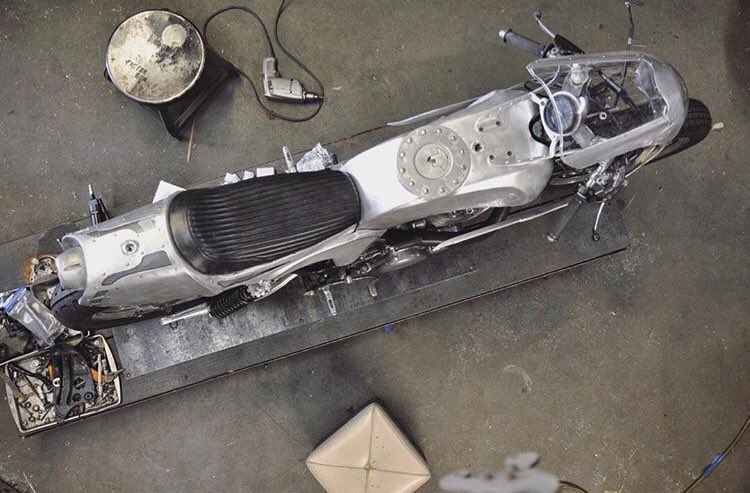 ace_miyazaki's tweet photo. from USA. Chabott Engineering
Yamaha SR 40th Anniversary project
着々と進んでいるようです。どうせならニーパッドも作りたいなぁ。
#shinyakimura #chabottengineering https://t.co/NUC7Okp2KA