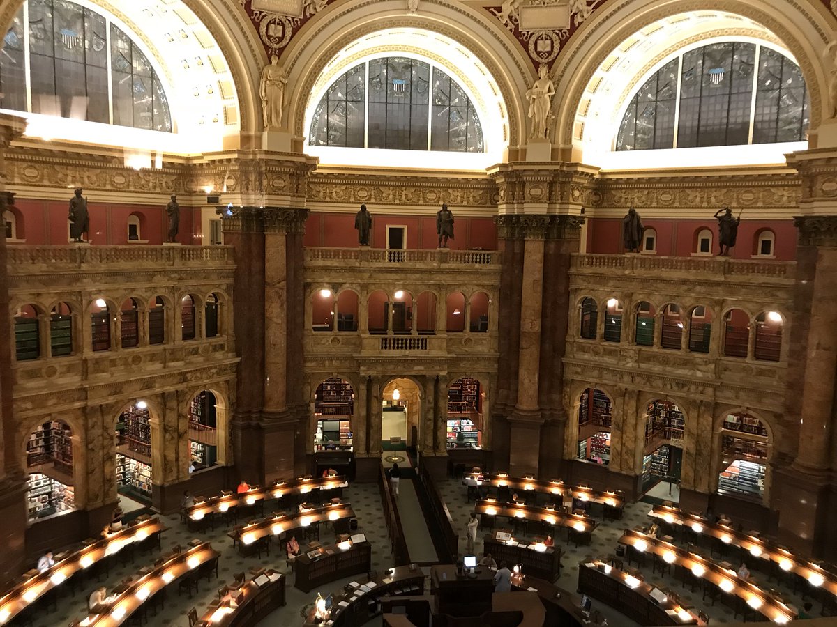 2ndgradesmarts's tweet photo. At the #libraryofcongress in #DC #OLHteachers https://t.co/UpyrzK8ghM