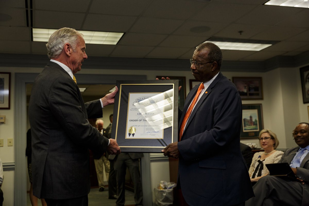 Congratulations to #Clemson Trustee Dr. Louis Lynn on receiving the Order of the Palmetto from Governor <a href="/henrymcmaster/">Gov. Henry McMaster</a>! This is a well-deserved recognition for someone who has done so much for his community, for Clemson, and for our great state! bit.ly/2LLpaDa