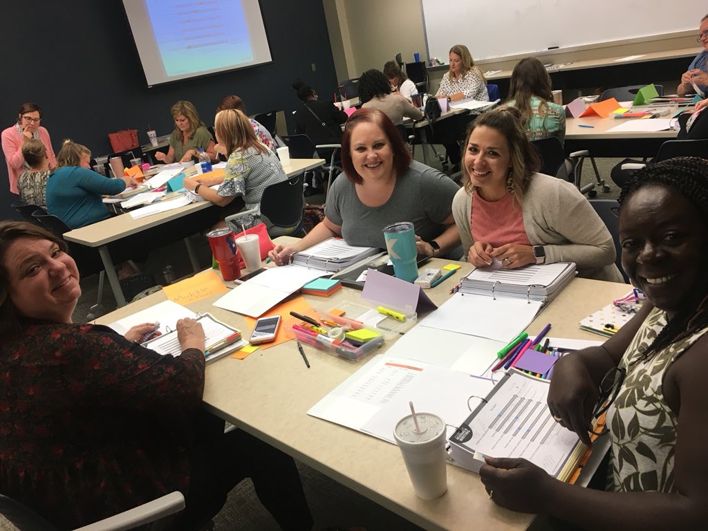 LobitMS's tweet image. LMS reading teachers upping their game and attend training g for the new year!