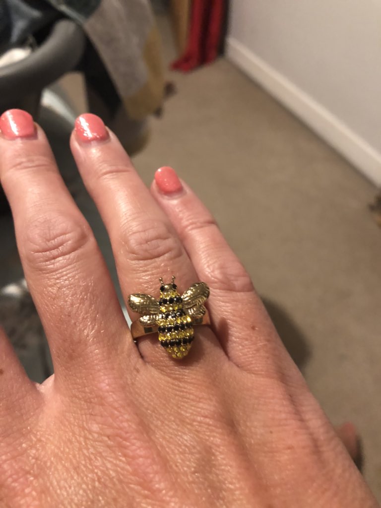 gaialearning's tweet photo. Loving my new #birthdaypresent purchase for myself @katespadeny #bee #manchester #leo #weekearly https://t.co/d6QgFKefaX