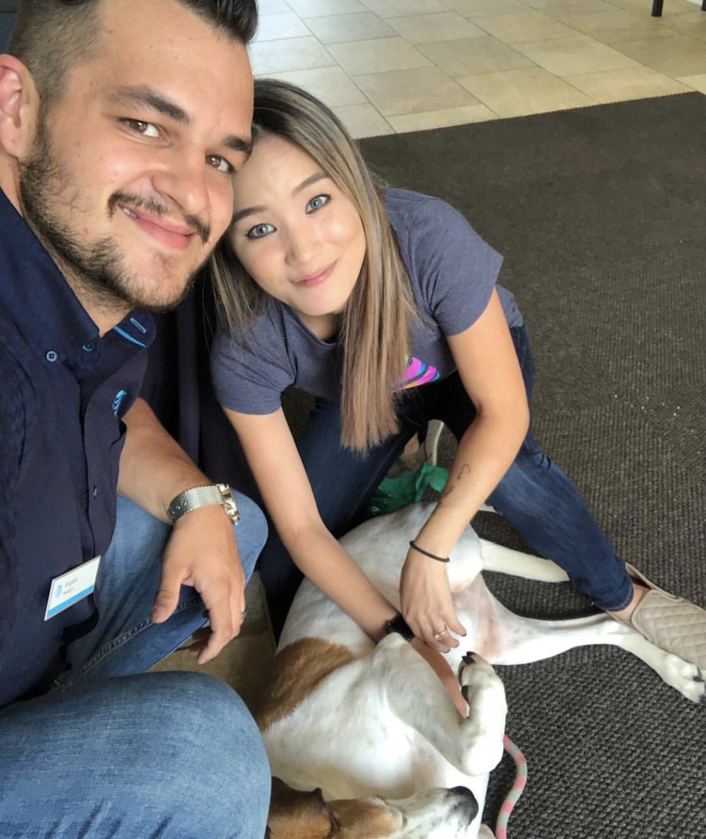 Just hanging out with <a href="/AngeloDarinGLM/">Angelo Darin</a> at Waterchase Apartments! Pets are ALWAYS welcome 😍🐶 #POWERcentral #ESU #LifeAtATT @AlfredoGLM <a href="/shawnglinski/">Shawn Glinski</a>