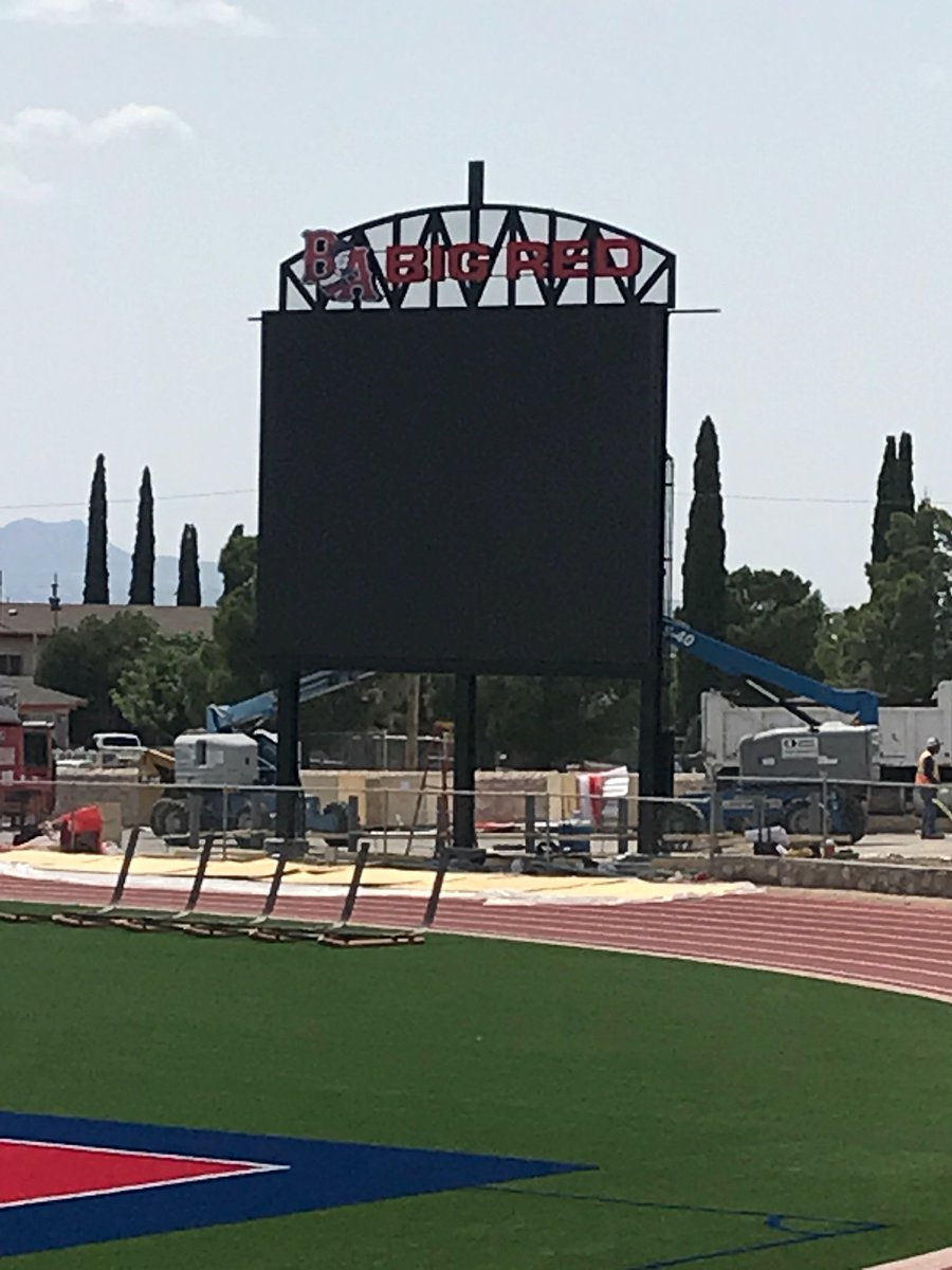 Doc_Oct_BAHS's tweet image. Look at this beauty. #ONERED #bigredpride