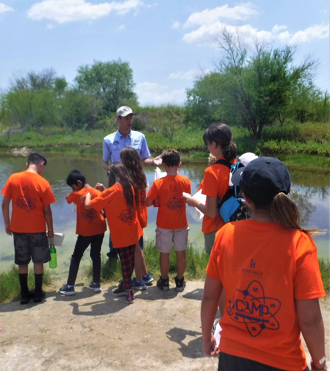 Campers from the @CCMSH had a blast at the Nueces Delta Preserve today! They learned about habitats, adaptations, and animal tracks!
