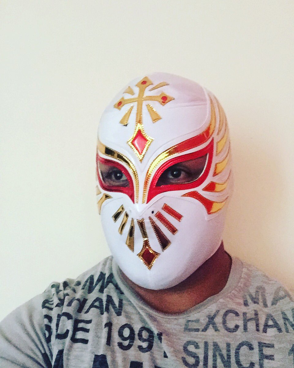 caristicomx's tweet photo. Saludos mi gente q tengan bonita tarde👍🏾 y a darle con todo amigos 😈👊🏾@CMLL_OFICIAL @Arena_MX https://t.co/WxeG5uIScc