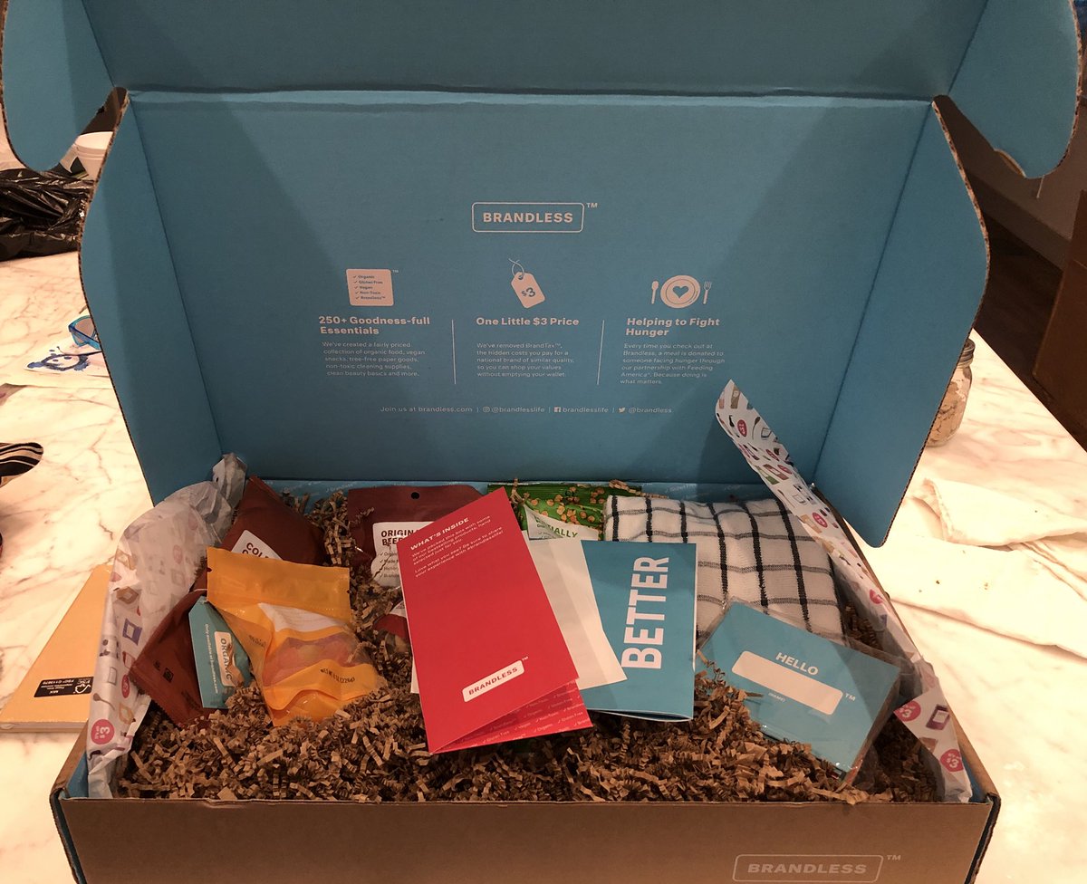 devon_devo's tweet image. Since @rsarver is gone I’m calling keeps on his @brandless box - thanks @TinaSharkey!