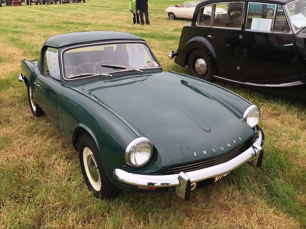 A lovely 1967 Triumph Spitfire Mk3 that will be joining the exhibitors
at the White Horse Classic &amp; Vintage Vehicle Show on 2nd September.
#WHVehicleShow Find out more at whitehorsevehicleshow.org