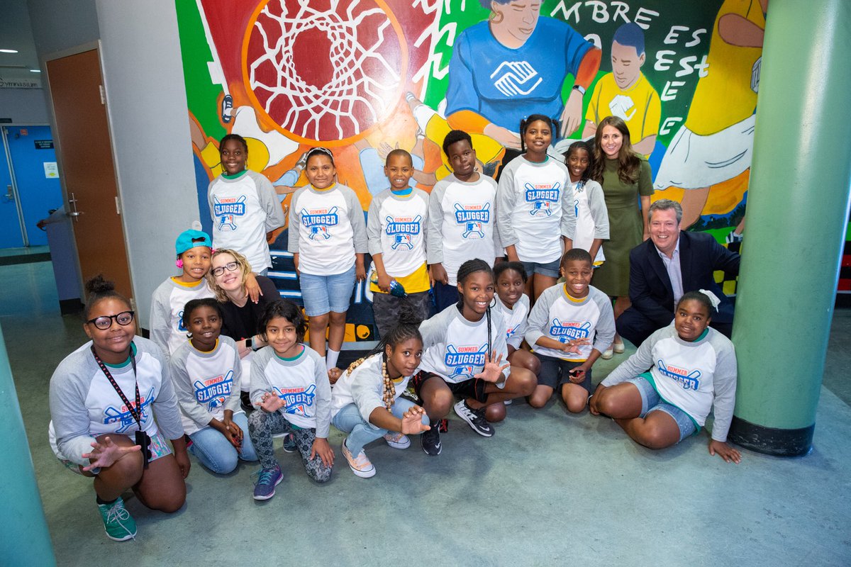 ESA_Foundation's tweet photo. We had so much fun practicing our math and literacy skills with @BGCMLA students yesterday! @EVERFI and @MLB’s #SummerSlugger series help kids stay excited about training their minds-even in the summer! And a huge thank to @DodgersFdn for hosting a great event! https://t.co/YF5a1jxPtc