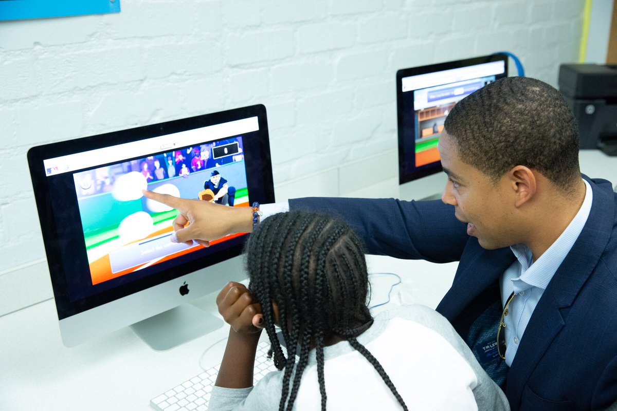 ESA_Foundation's tweet photo. We had so much fun practicing our math and literacy skills with @BGCMLA students yesterday! @EVERFI and @MLB’s #SummerSlugger series help kids stay excited about training their minds-even in the summer! And a huge thank to @DodgersFdn for hosting a great event! https://t.co/YF5a1jxPtc