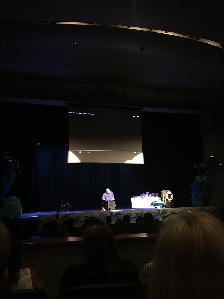 MLopezSevilla's tweet photo. Great closing speaker @ColtonJUSD #camped3 #HowManyWinsHaveYouHadToday https://t.co/ehQeamThyr