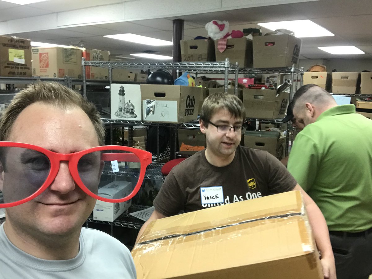 NP_Millennial's tweet photo. A big thank you to the #NPFeeders volunteers helping the Millennial BRG support @thearcminnesota through the @ArcValueVillage! We sorted out 96 boxes of donations that’ll bring in $3,000 to fund the important work supporting those with intellectual and developmental disabilities. https://t.co/vln0j22LIW