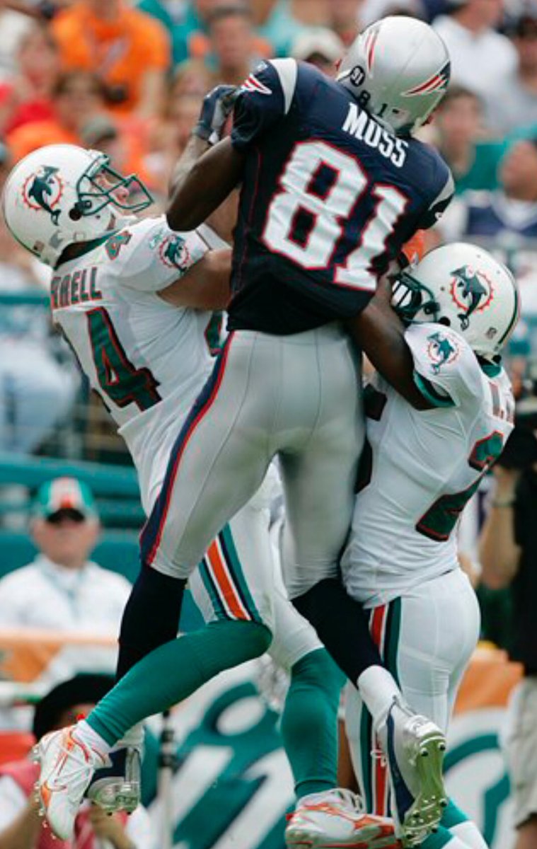 put2onme's tweet image. Congrats to one of the best ever @RandyMoss!  The epitome of what a P2OM athlete is all about.  1 defender simply could not stop him.  Two is one and one is none. #P2OM #Culture #NextLevel