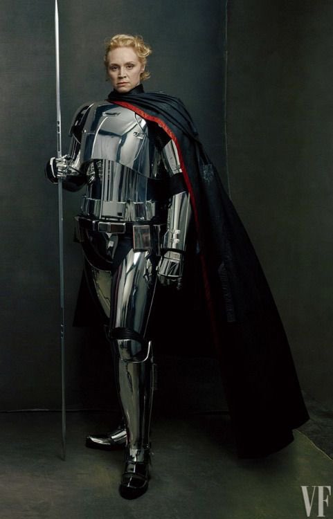 CastagnaTiffany's tweet photo. .@lovegwendoline #GwendolineChristie appreciation post! β€οΈ #StarWars #TheForceAwakens #TheLastJedi #Phasma #CaptainPhasma #OnMyCommand https://t.co/QhSA0xZsF7