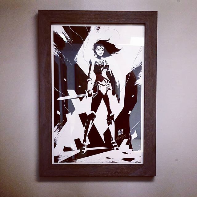 jilllturpin's tweet image. Not the frame I&apos;m probably going to keep, but I couldn&apos;t wait to give her a home in my studio. @alexogle &apos;s #wonderwoman is badass and inspiring. #robcon2018 ift.tt/2vtGyBF