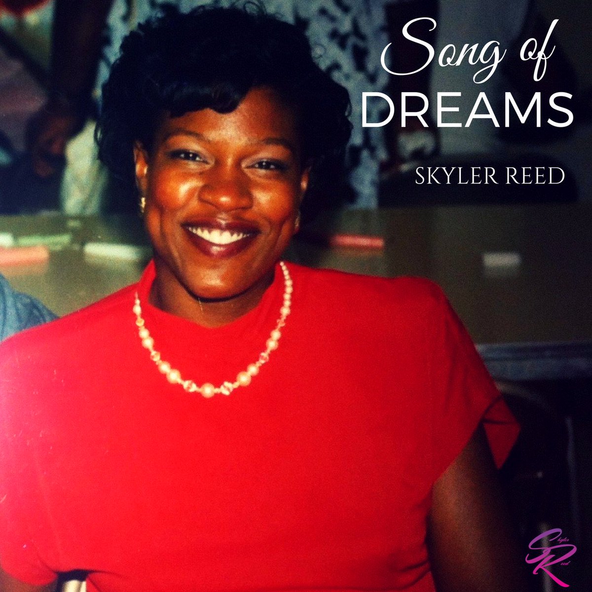 iamskylerreed's tweet image. I have a very special song I’m looking forward to sharing with you all! #SongOfDreams coming soon 🌻 I live the life I live because of her. ❤️ .

#SkylerReed #IssaRaeSingle #LostMemories #IssaRae #RnB #Soul #Singer #Songwriter #Artist #Music #Atlanta #ATL #mom #dream #newmusic