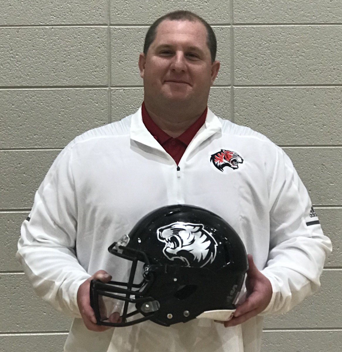 Coach_Phillips1's tweet photo. Very proud of our first 6 months rebuilding a proud @BRTigersFB program! Excited to be coaching again &amp; look forward to our players competing this fall! Better jump on board now, we just getting started!#TTP#DFB https://t.co/Hv4MGQAsZA