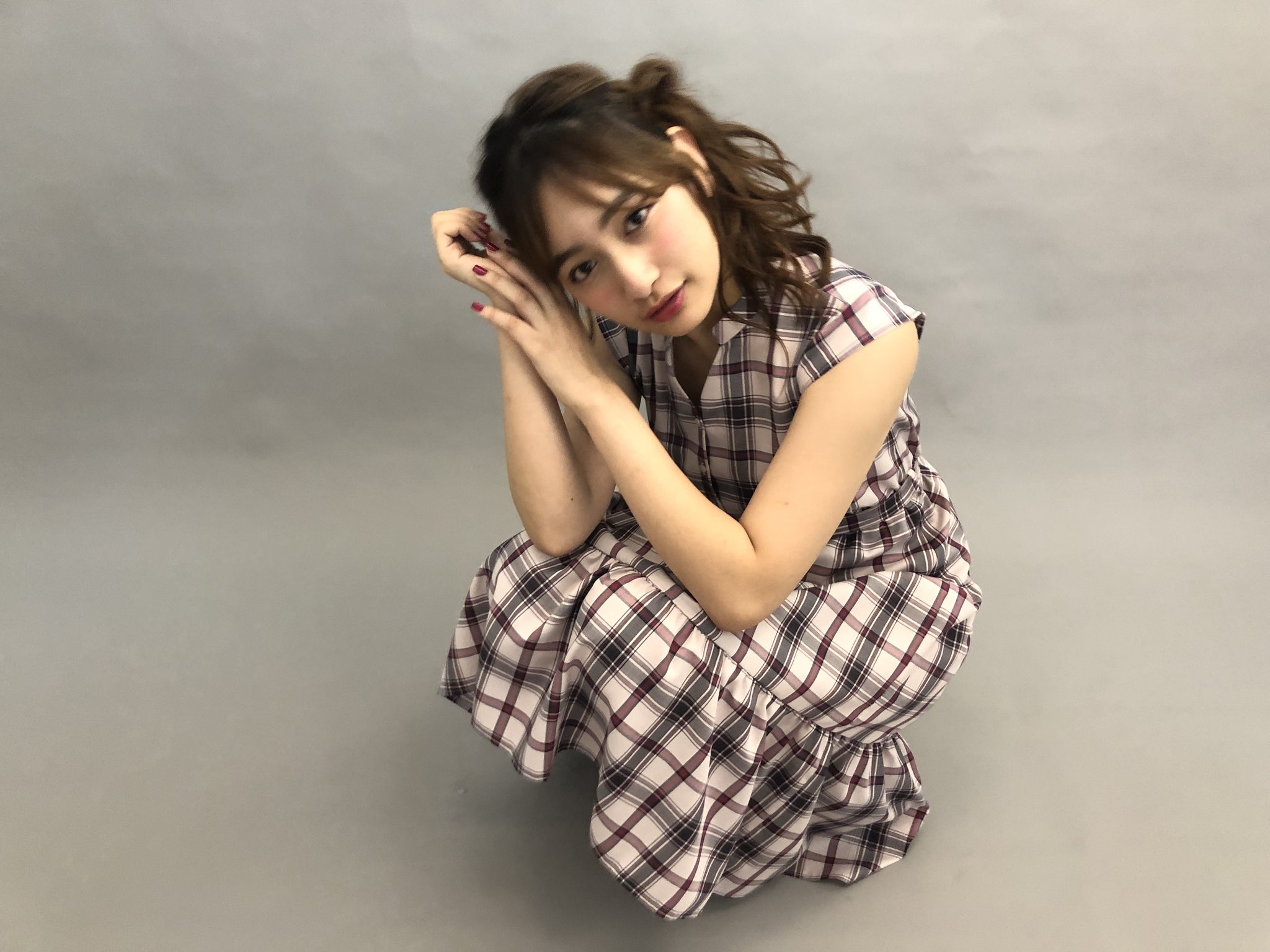 Be Radiance New Arrival 人気のチェックロングワンピースは大人なチェック柄 袖と裾のフリルがポイント Onepiece 16 000 Tax Beradiance ビーラディエンス T Co Pneejlrcrm Twitter