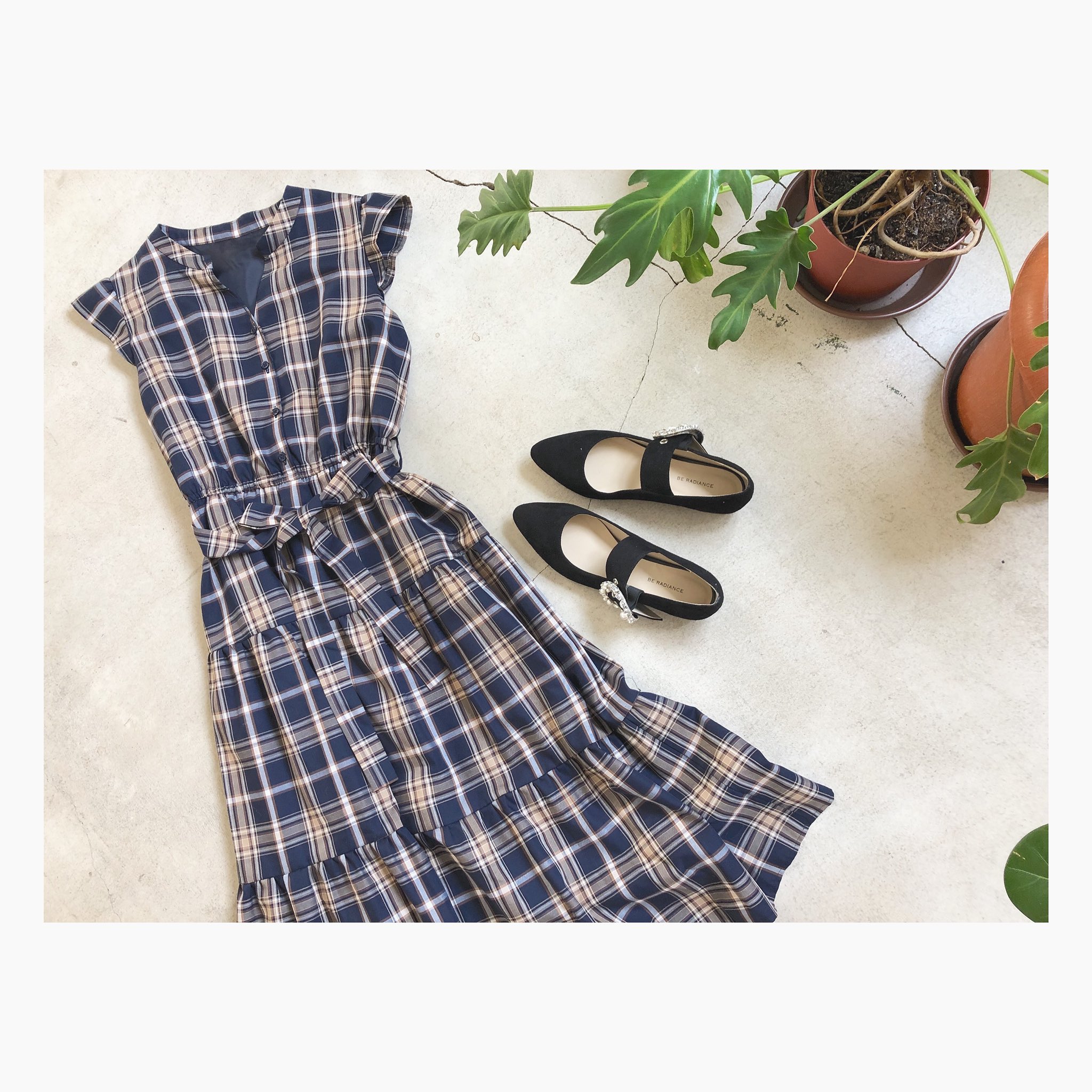 Be Radiance New Arrival 人気のチェックロングワンピースは大人なチェック柄 袖と裾のフリルがポイント Onepiece 16 000 Tax Beradiance ビーラディエンス T Co Pneejlrcrm Twitter