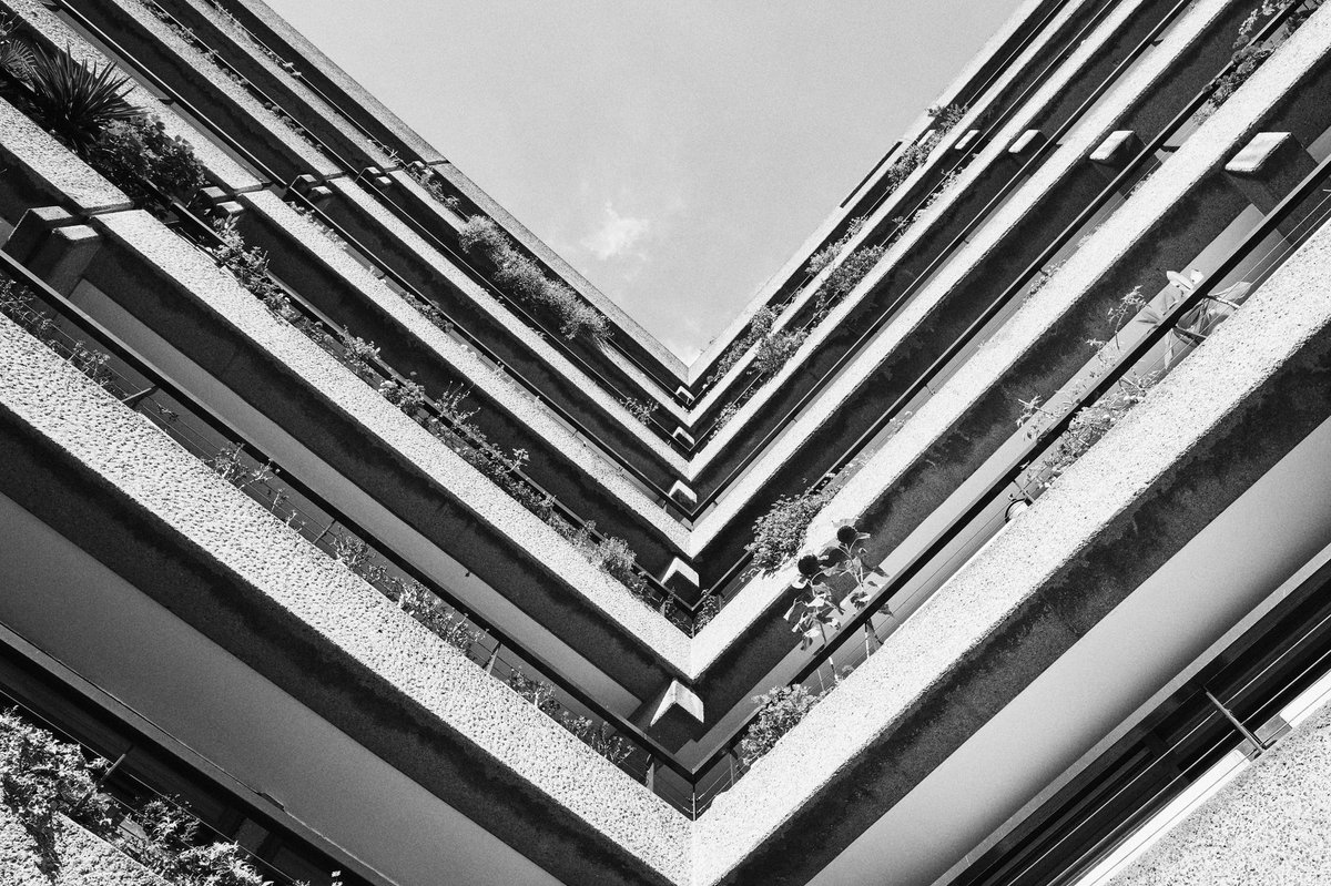 RabbetFace's tweet photo. Sorry for all the photos! >.<

I’m super happy with these so I had to share. 

More shots from The Barbican today. 

📷 - Fuji X-T2 https://t.co/mxnshspjCY