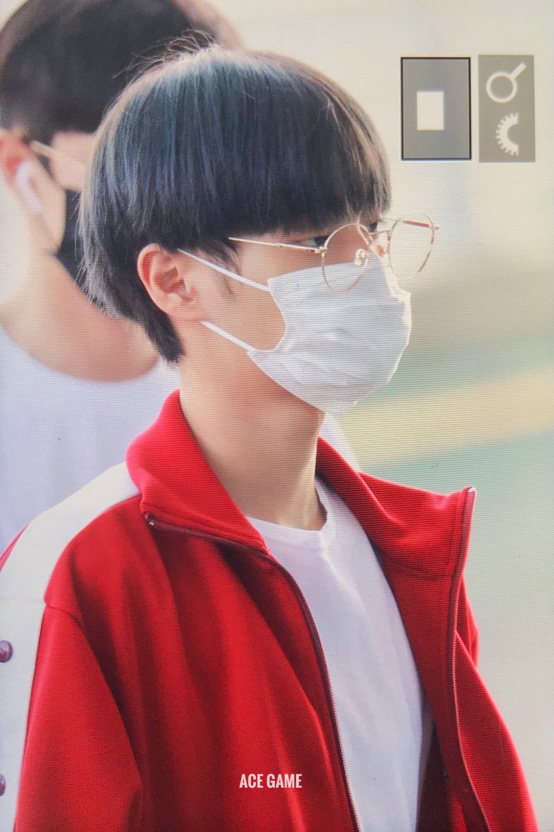 ACEGAME_DH's tweet photo. 180803 조심히 가고 방콕에서 만나!!~ ✈️✈️✈️ #이대휘 #대휘 #LEEDAEHWI https://t.co/So6xTAleZc