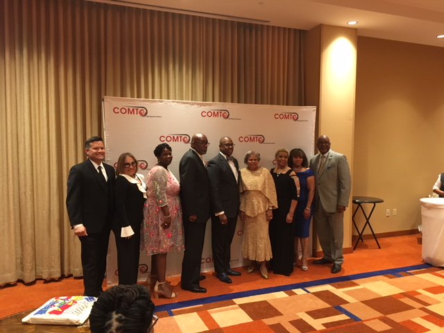 comtowashington's tweet photo. Cheers to the new COMTO Board! Round. Of. Applause. πππ #COMTO47 https://t.co/f6B6aKLb80