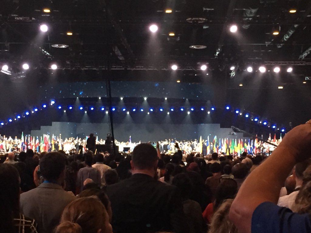 LindaLisulo's tweet photo. @cogwm night is so emotional for me. For 11 years my husband and I were missionaries to Cape Town South Africa. Now we are here in the USA, planting a church soon. #missionaryforlife #grateful https://t.co/31QOEPmhy4