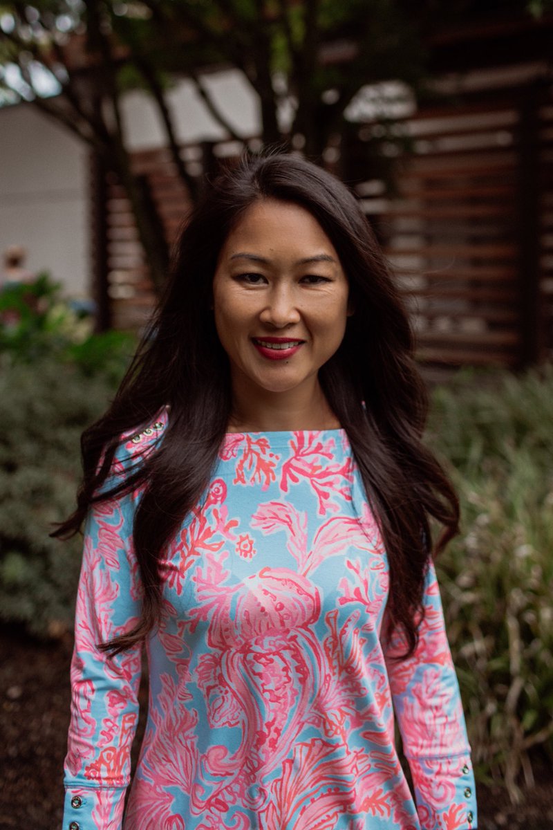 ExchangeGoddess's tweet photo. Thank you @camerontomisser for the new headshots from #CDASummit ! #AzOps https://t.co/GmcDgrlYcl
