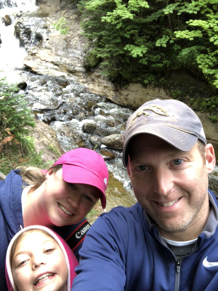 Zeez78's tweet photo. @hqtrivia need a shout out Thursday or Friday at 9pm to the Ziesemer’s camping in Michigan. Hoping for a good cell signal so we can keep playing. https://t.co/cT3i9K6k4C