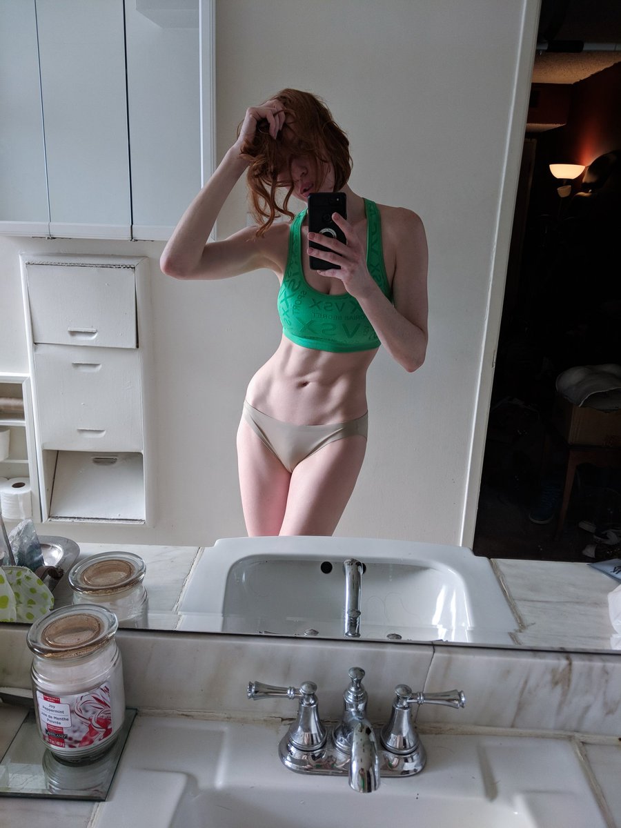 Missmodelchara's tweet image. Started another #30dayabchallenge yesterday. #abs #fitness #exercise #HealthyLife #healthylifestyle #health #fit #body #BodyPositivity