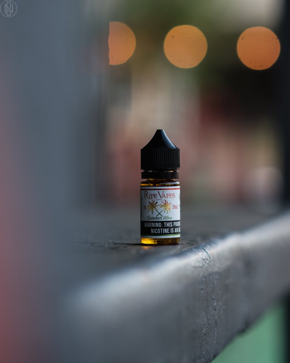 A smooth mix of RIPE strawberry and banana cream are sure to satisfy your tastebuds. It's the perfect summer blend. ☀️🍓🍌
