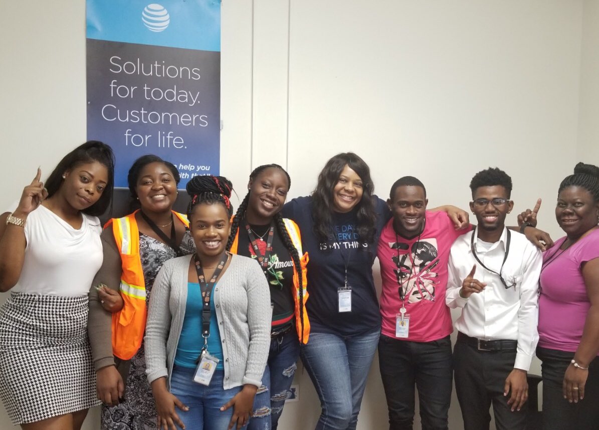 Kingston’s Wireless Skill Transfer II #AIATT #LevelUp #1stofthemonth <a href="/MSpired1/">Michelle M. Jordan</a> <a href="/Zguinn1/">Zack</a> <a href="/Joychamp5/">Joychamp</a> <a href="/relandosr/">Relando Rencher</a> <a href="/vxijamaica_/">DTV GM JAM</a>