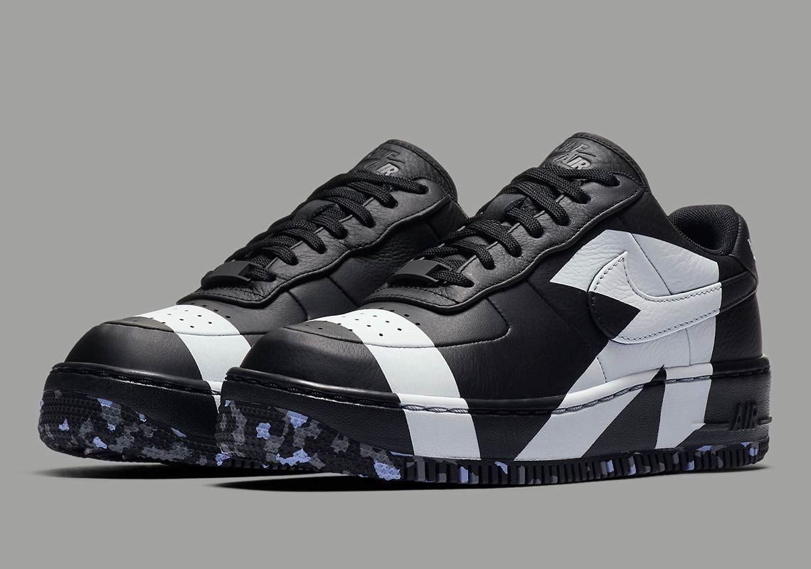 SneakerNews's tweet photo. Off-White void in your life? Fill it with these AF1s 
https://t.co/kTOOlluO2f https://t.co/X0ZRIhazmm
