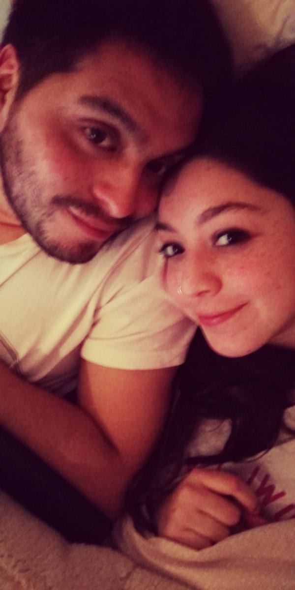 consubustillos's tweet photo. Noche regalona con mi amor 💕🤭 https://t.co/3DNe3JN0dv