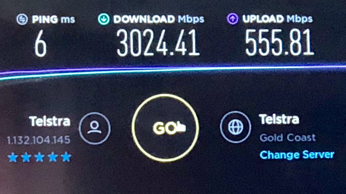 JonnoSimpson's tweet photo. Testing 5G with @Telstra on the Gold Coast! Holy cow it’s fast... 😳👍🏼 https://t.co/X5raJztY3A