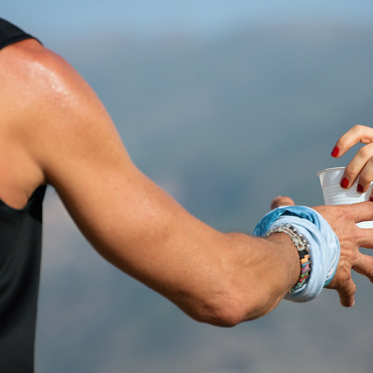 If you're heading to Kona this year then check out our series with <a href="/theplews1/">Dan Plews PhD</a> "Do you know Kona?" - In this one Dan talks about dealing with the heat in the big island...

Listen here: buff.ly/2v4hqSy

#IronmanTriathlon #IronmanKona @Spike_FREE