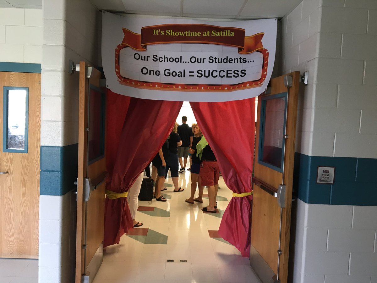 It’s Showtime! <a href="/SatillaMarsh/">Satilla Marsh Elem</a> Our teachers are back! We are ready to meet all of our Sandpipers! #ourschool #ourstudents #onegoal #success @glynnschools