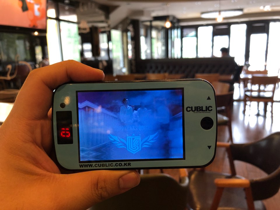 TKUProjectTeam's tweet photo. [PROJECT] We are excited to announce that the café buzzers are up and running for a week at 13 cafés in Seoul for XENO-T! ☕️😍

Please check out the UPDATED location map here: https://t.co/bDQPZtiawz 

#CafesForXenoT #Xeno_T #XenoT #제노티 #ジェノティ https://t.co/UKRdTcppqp