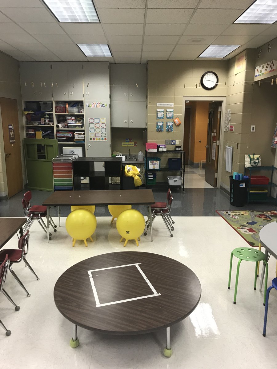 MsBannonsClass's tweet photo. Ready for a new year! #BluffParkPanthers #GetYourTeachOnNight https://t.co/nQ90sDGCWq