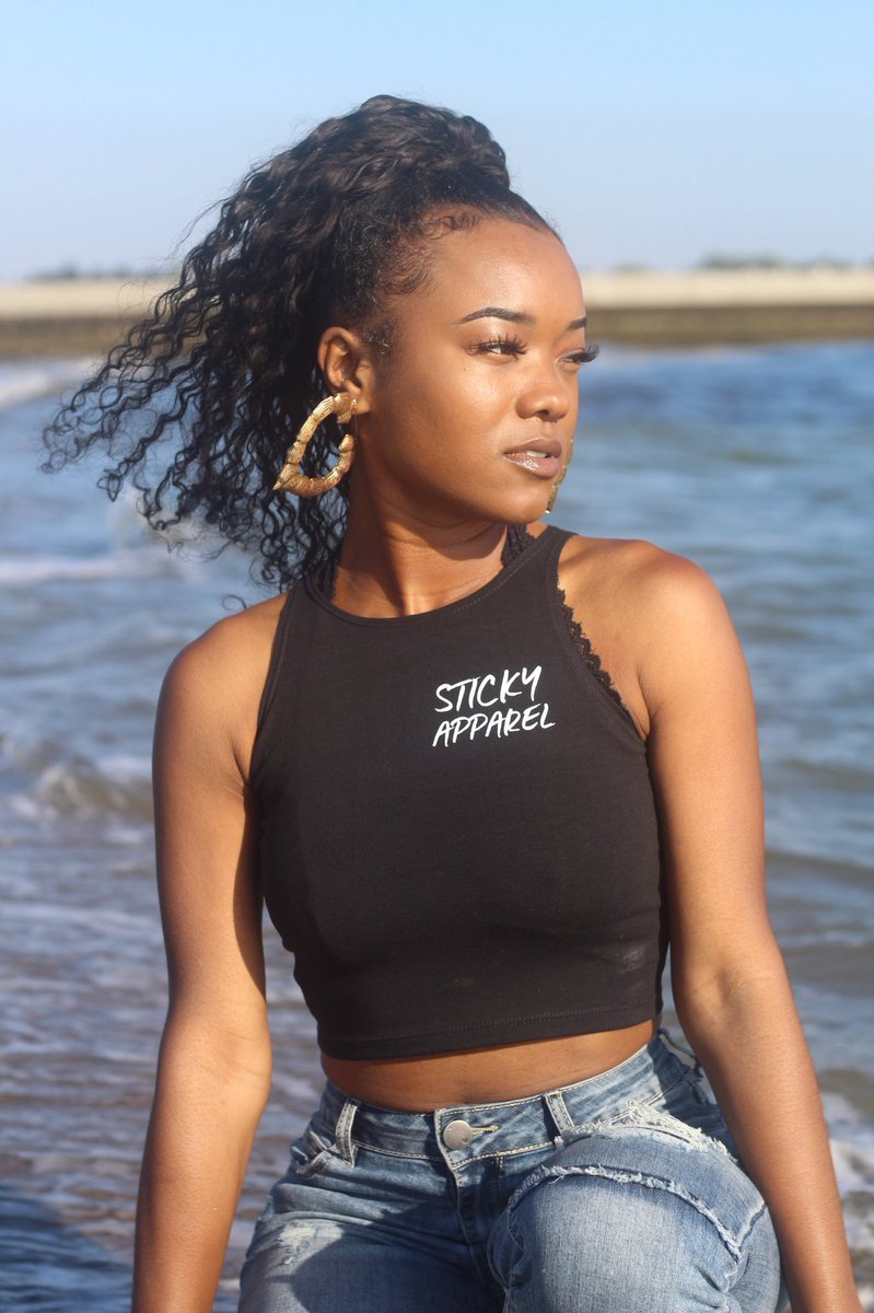 Stickyapparel_'s tweet photo. NEW MERCH WITH @stickyapparel17 ladies go check out or new woman’s clothing 🍦🤤🛍 SHOP NOW! 
-Booty shorts :$15
-crop top pink print :$15
-crop top white print: $15
-V-Cut crop top: $15
#RT #sticky link in bio 👆🏽 https://t.co/u04cBcAUz6
