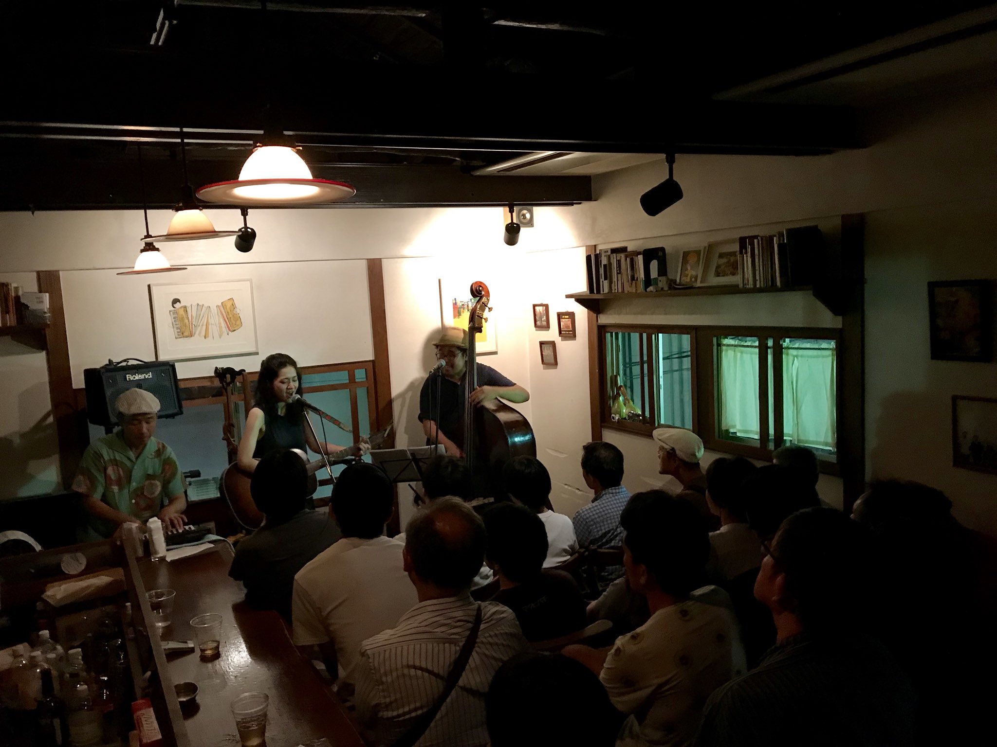 Roji 昨晩のrojiライブ ハニロジキセナイト 沢山のご来場をいただきありがとうございました 満員盛況で楽しい素敵なライブとなりました 皆さまに感謝申し上げます Act 池間由布子 岩見継吾 エマーソン北村 片岡啓 Pa T Co Wche2ryj0t