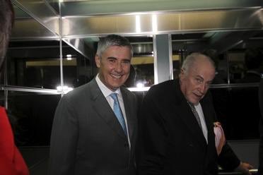 RobWaterhouse's tweet image. A very sad day indeed: we lost my loyal friend Clive Evatt. Without doubt the greatest “outside the box” lawyer ever, who simply solved difficult issues for his clients and won their cases. RIP.  professional.fairfaxsyndication.com/Doc/FXJ/Media/…