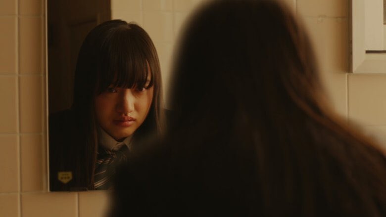 nobluk's tweet photo. ซีรีย์ Netflix เรื่องนี้สนุกมากกกกกกกกก Switched เป็นเรื่องเกี่ยวกับเด็กที่ขี้เหร่โดนแกล้งตลอด ตั้งใจหาวิธีสลับร่างกับคนที่ป็อปที่สุด แล้วก็ทำได้จริง!!!!!! แต่ความพีคคือ พอสวยแล้วมันก็ยังไม่ใช่คำตอบของทุกอย่าง สนุกมากหกตอนได้นอนอยู่ ไปเลยลุย 👍🏻👍🏻👍🏻 #รีวิวnetflix https://t.co/gc7KZjAXrF