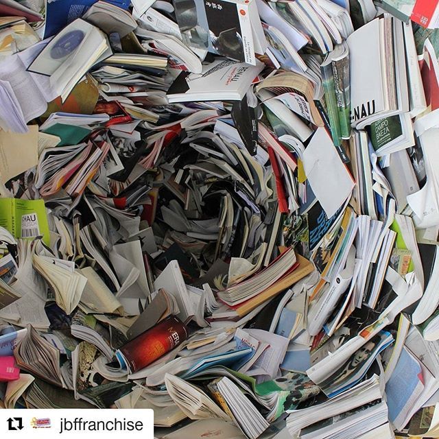 JBFLancaster's tweet photo. #Repost @jbffranchise (@get_repost)
・・・
6 Tips to Help You Clear the Clutter #ilovejbf #jbfblog Link in Bio #clutter #declutter #clutterfree #cluttertocash #clutterfreeliving #declutteryourlife #clutterbug #clutterfreedom https://t.co/I93urwysKS https://t.co/KHIcpeQiVL