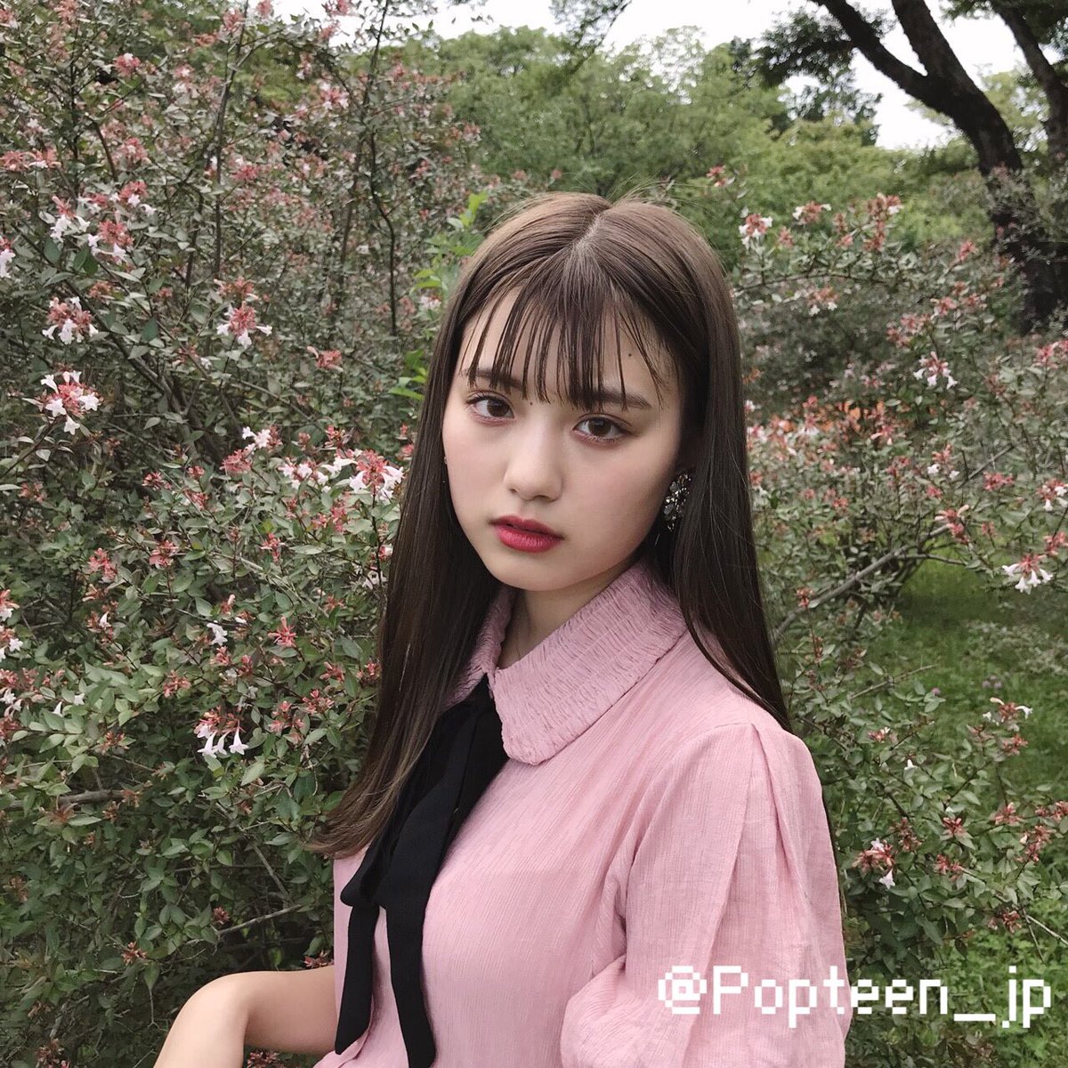 今月のpopでは キャラ出し私服総選挙開催中 女のコモデル マネしたいと思うコーデ メンズモデル デートに行きたいと思うコーデ の番号を書いて編集部に送ってね 1位のコーデをくんだコには なんと4pのご褒美ピン企画ってウ Popteen ポップティーン