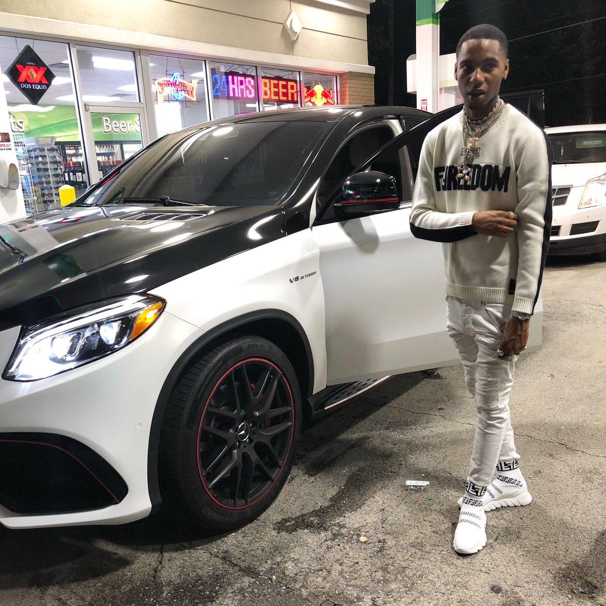KeyGLOCK's tweet photo. 🎂💰🎂💰🎂 https://t.co/U5CxYYD51l