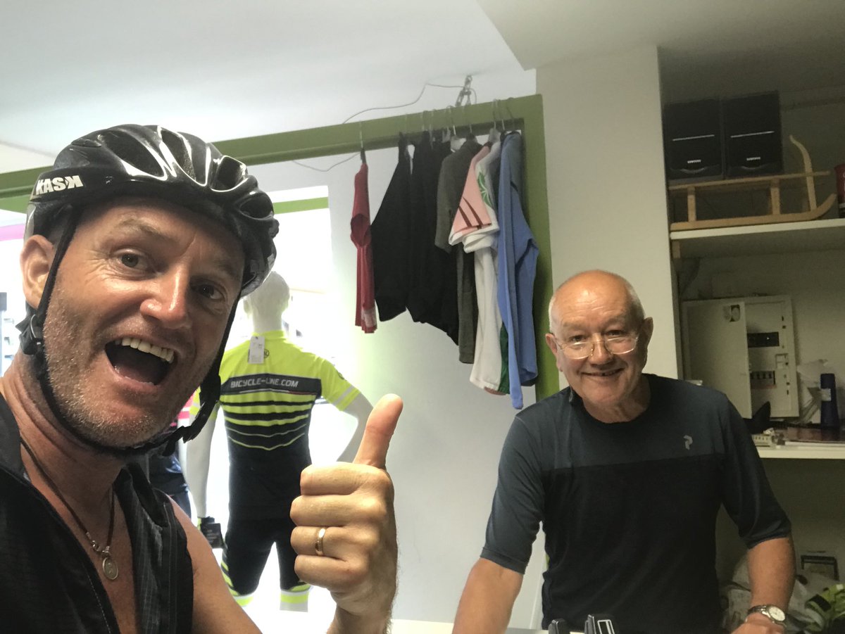 ChallengerWSM's tweet image. Cyclist Rishi Fox would appreciate this tweet......”ooh me arse” thanks for the new padded shorts!!! #cyclistproblems #oohmearse