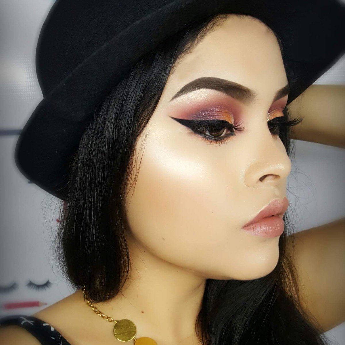 FzFrania's tweet photo. @elfcosmetics Hydrating Under Eye Primer, Maximum Coverage Concealer Porcelain, Blush Palette Light
@wetnwildbeauty Photofocus Foundation
@NyxCosmetics Eyebrow Gel Espresso 
@lagirlusa Strobe Lite 80wtts
@CoastalScents Mirage Palette 
@Forever21 Face Palette https://t.co/JDx7CURzqc