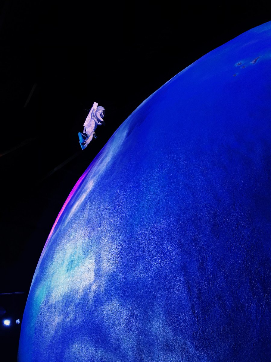 Feernando_Cano's tweet photo. #photography #photo #pic #picture #SnapShot #art #color #moment #lightroom #blue #planetario #fuertesdeloreto #space #world #earth #astronaut #FernandoCano #México https://t.co/do1GucOTgS