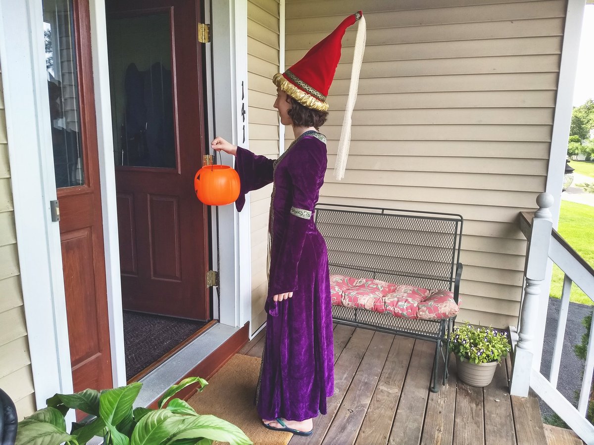 thejournalofimp's tweet photo. Trick-or-treating is fun for adults too! #GISH #NeverTooOld https://t.co/ePPXxCguf7